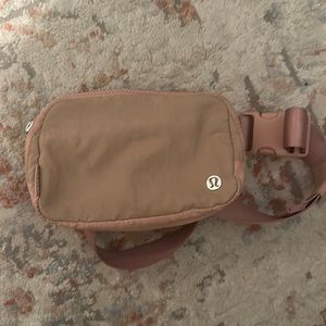 Lululemon belt bag pink